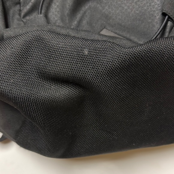 North Face Jester Unisex Nylon Backpack Black - Picture 7 of 8